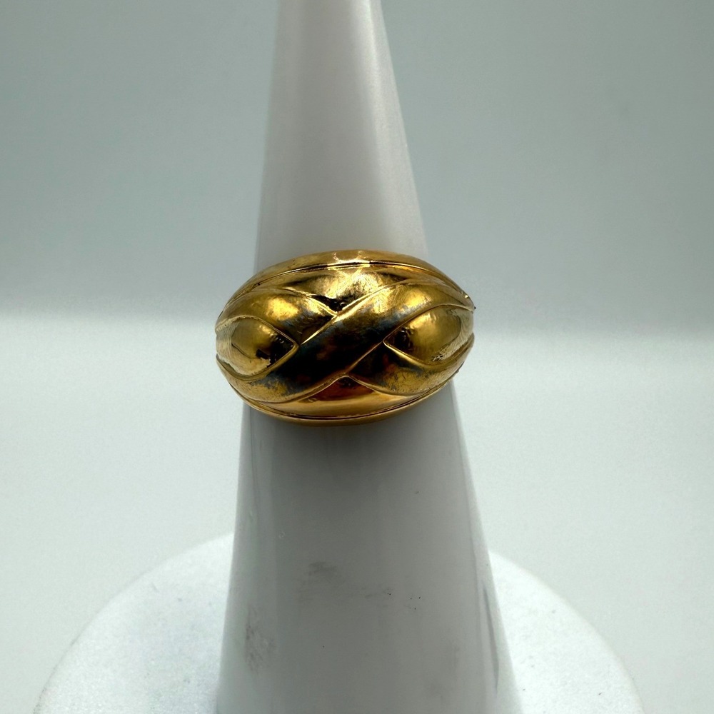 Vintage Gold Tone Ribbed Dome Crossover Statement Ring Size 5